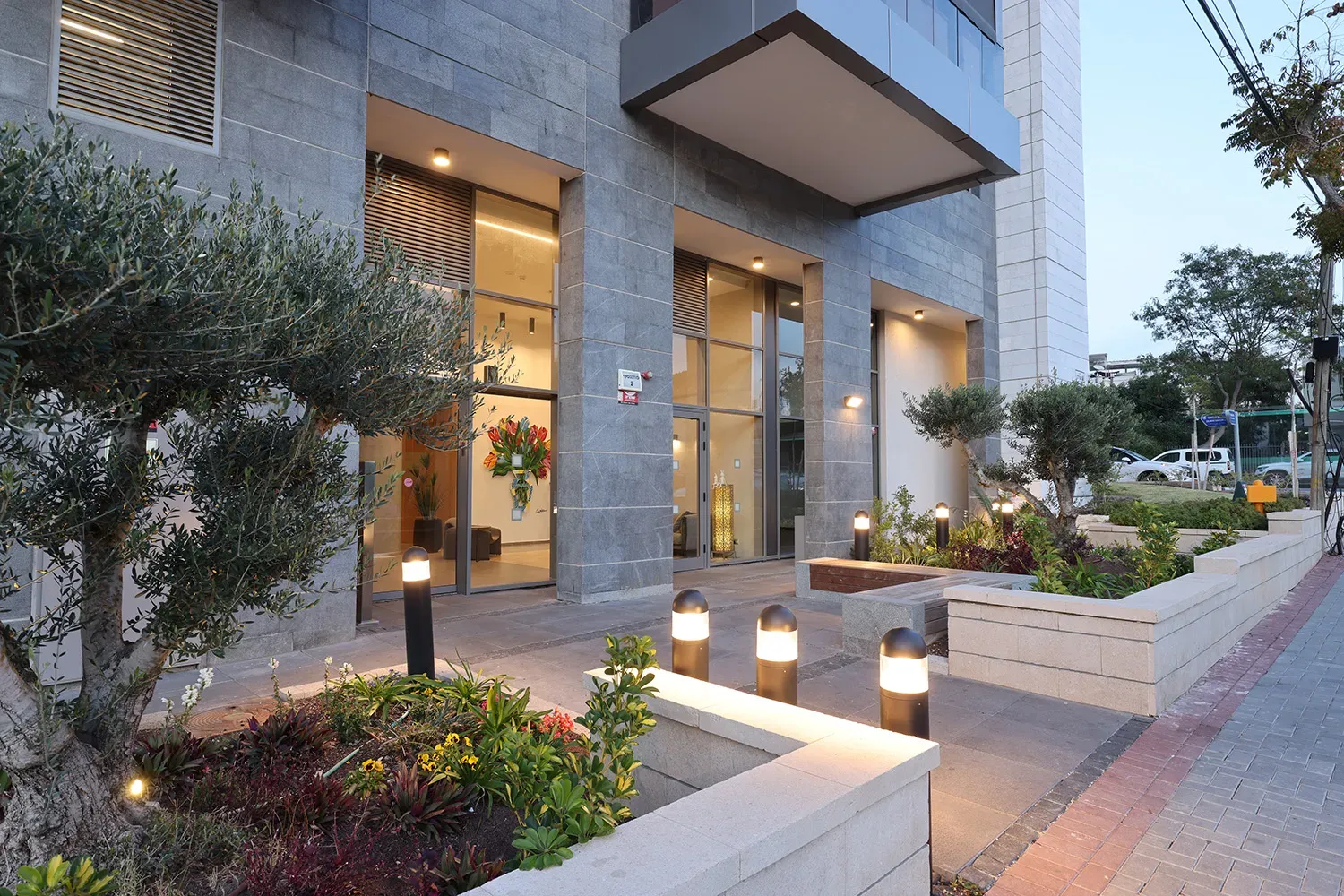 gallery image 8