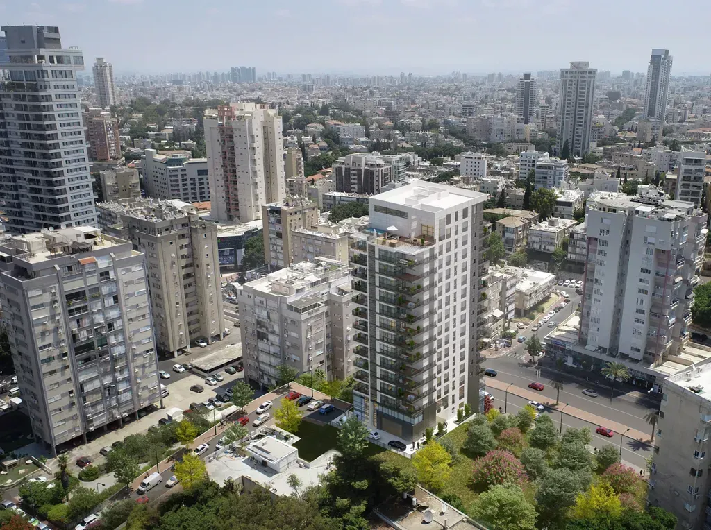 gallery image 4